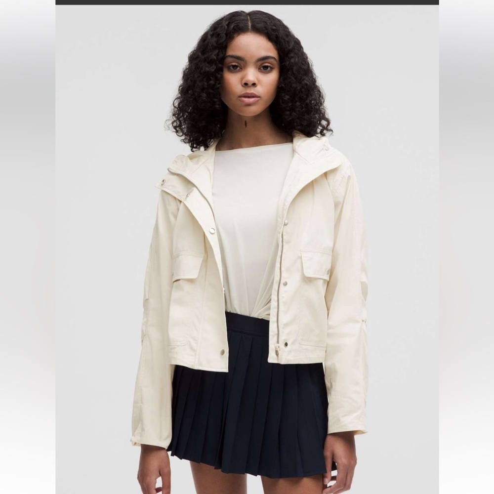 Lululemon Cropped Utility Windbreaker Oversized, NWT, Light Ivory, xxxs